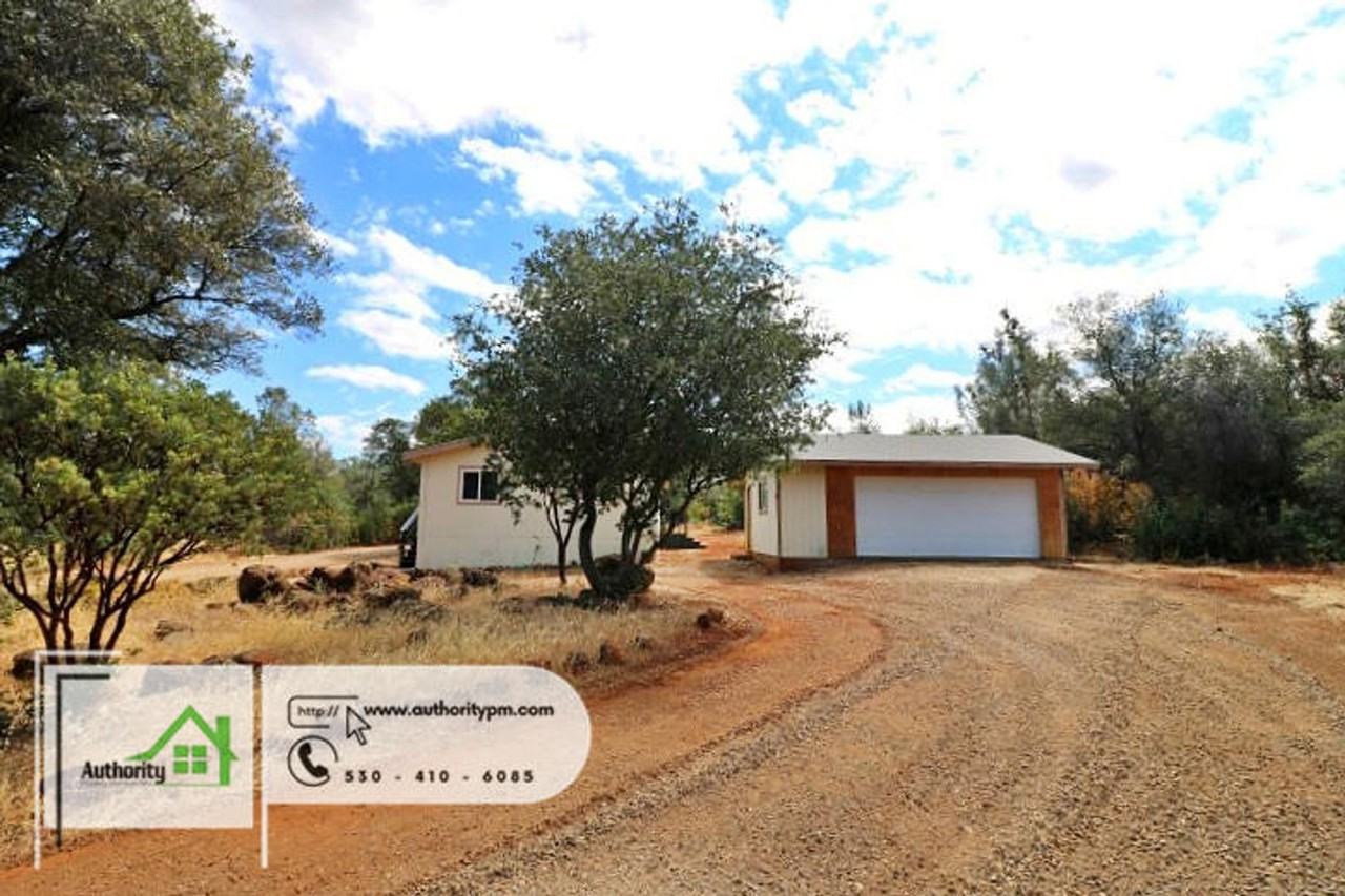 7700 Fisher Ln - Photo 2 of 21