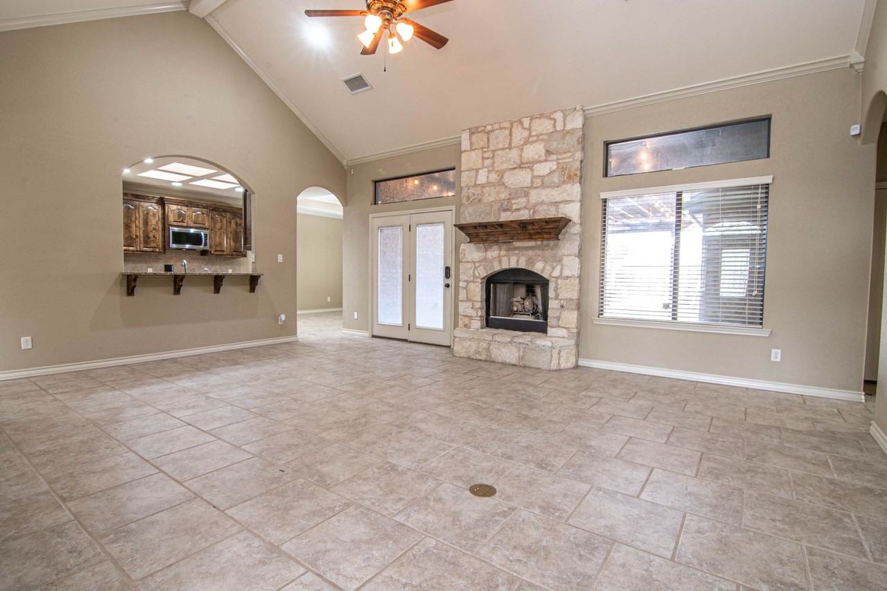 5002 Coquina Ct - Photo 3 of 31