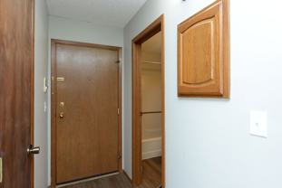 3219 15th Ave S Apt D #Apt D - Photo 1 of 1