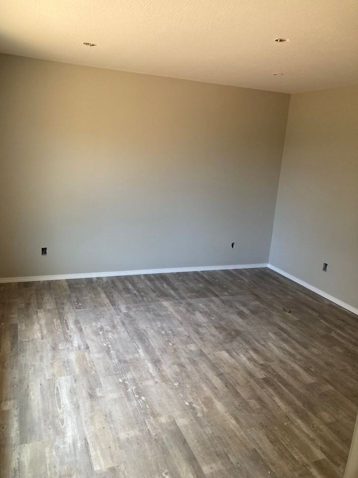 104 E Rosalie - Photo 4 of 14