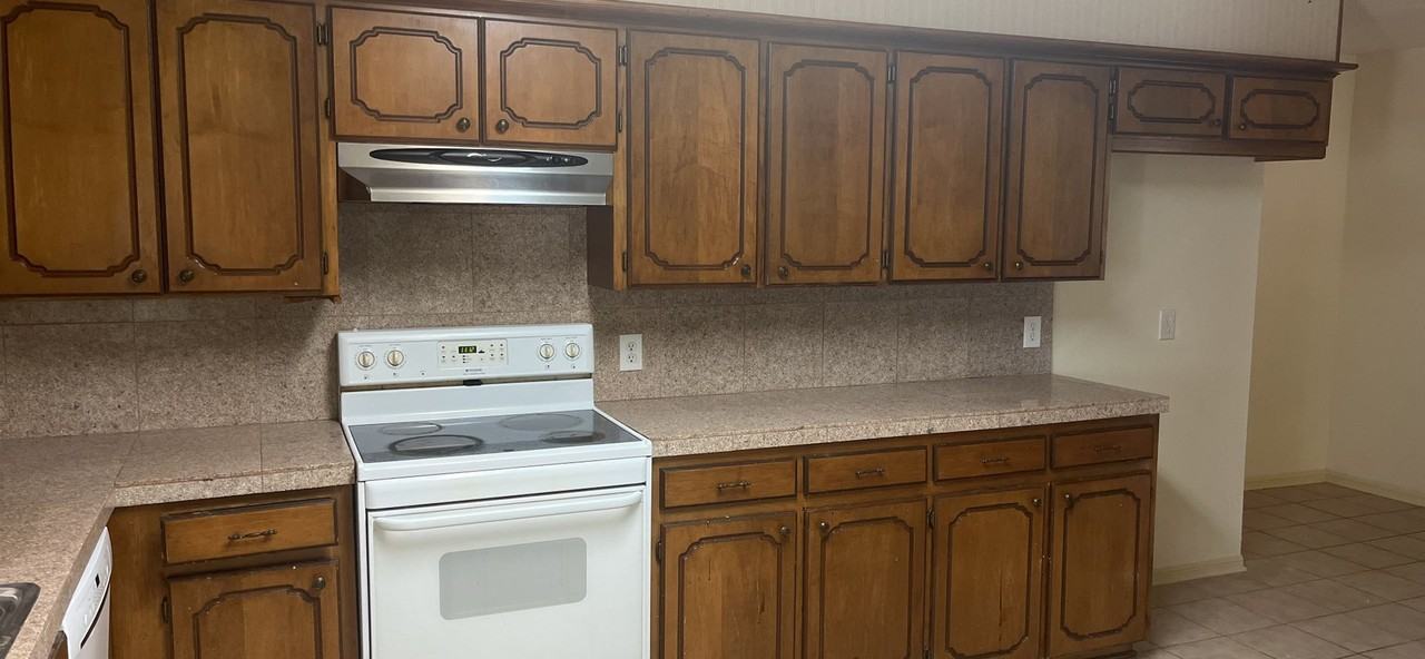 2441 Canyon Creek Dr - Photo 7 of 8