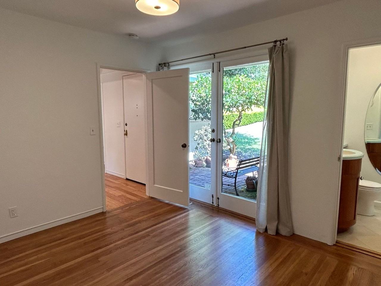 11 Arlington Ln - Photo 3 of 9