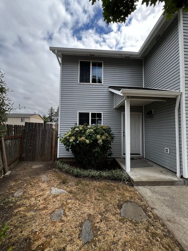 4970 Summer Wind Ct Ne - Photo 2 of 50