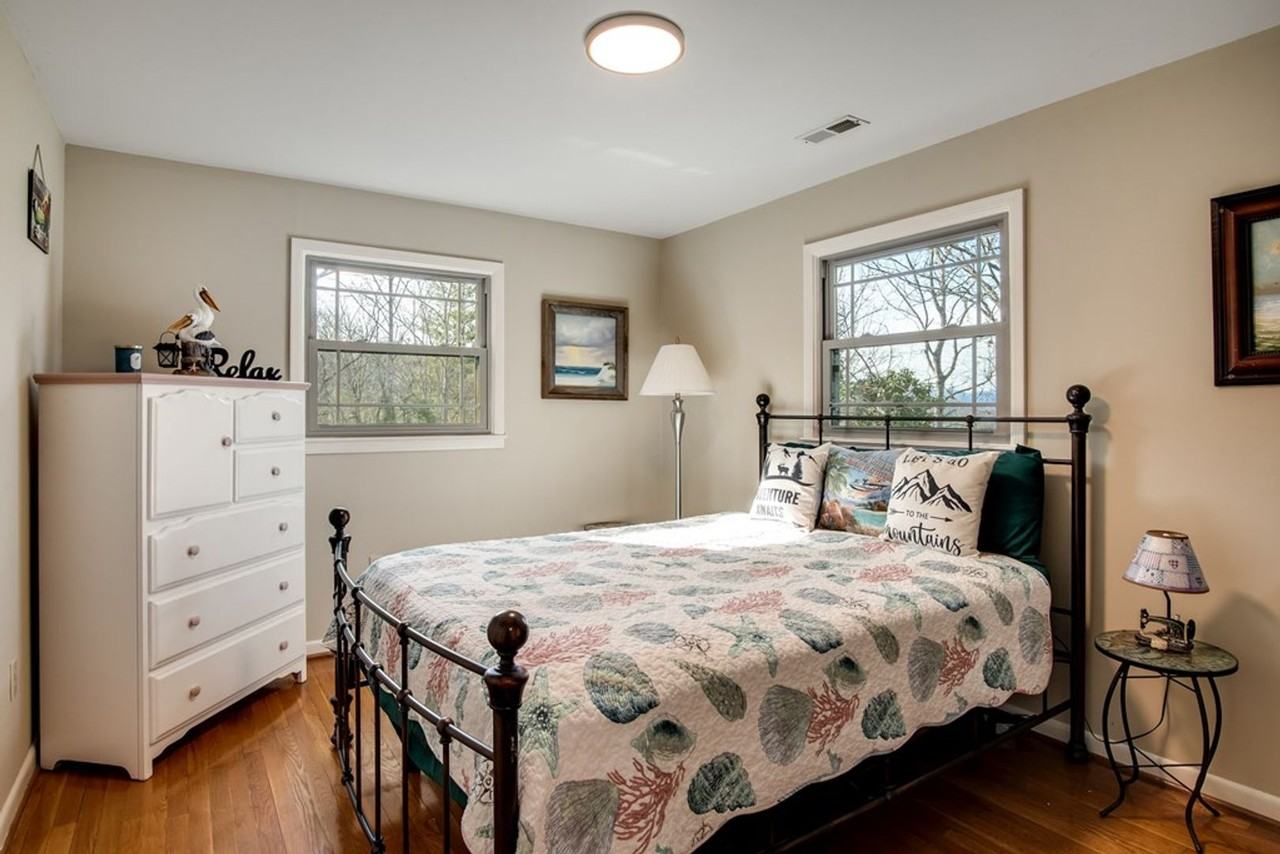 304 Canterbury Rd - Photo 7 of 7