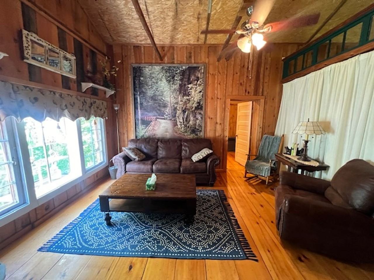 3873 Heavens View Ln - Photo 3 of 9