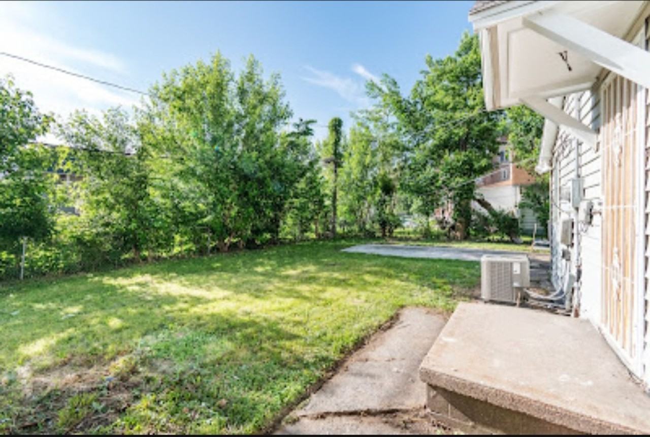 5411 N 24th St - Photo 5 of 17
