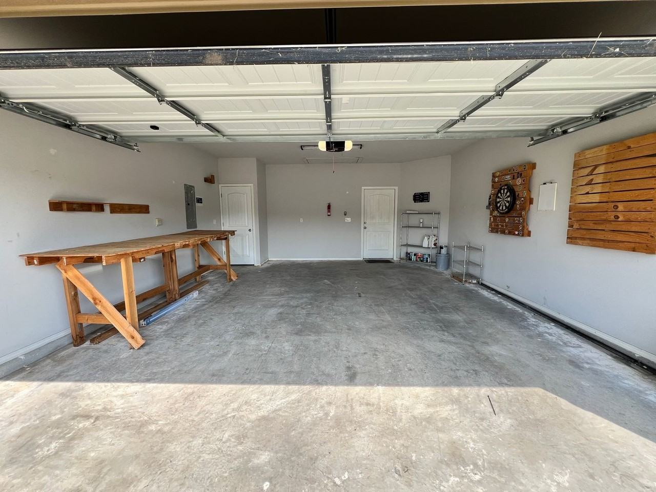 317 Austin Ave - Photo 3 of 17