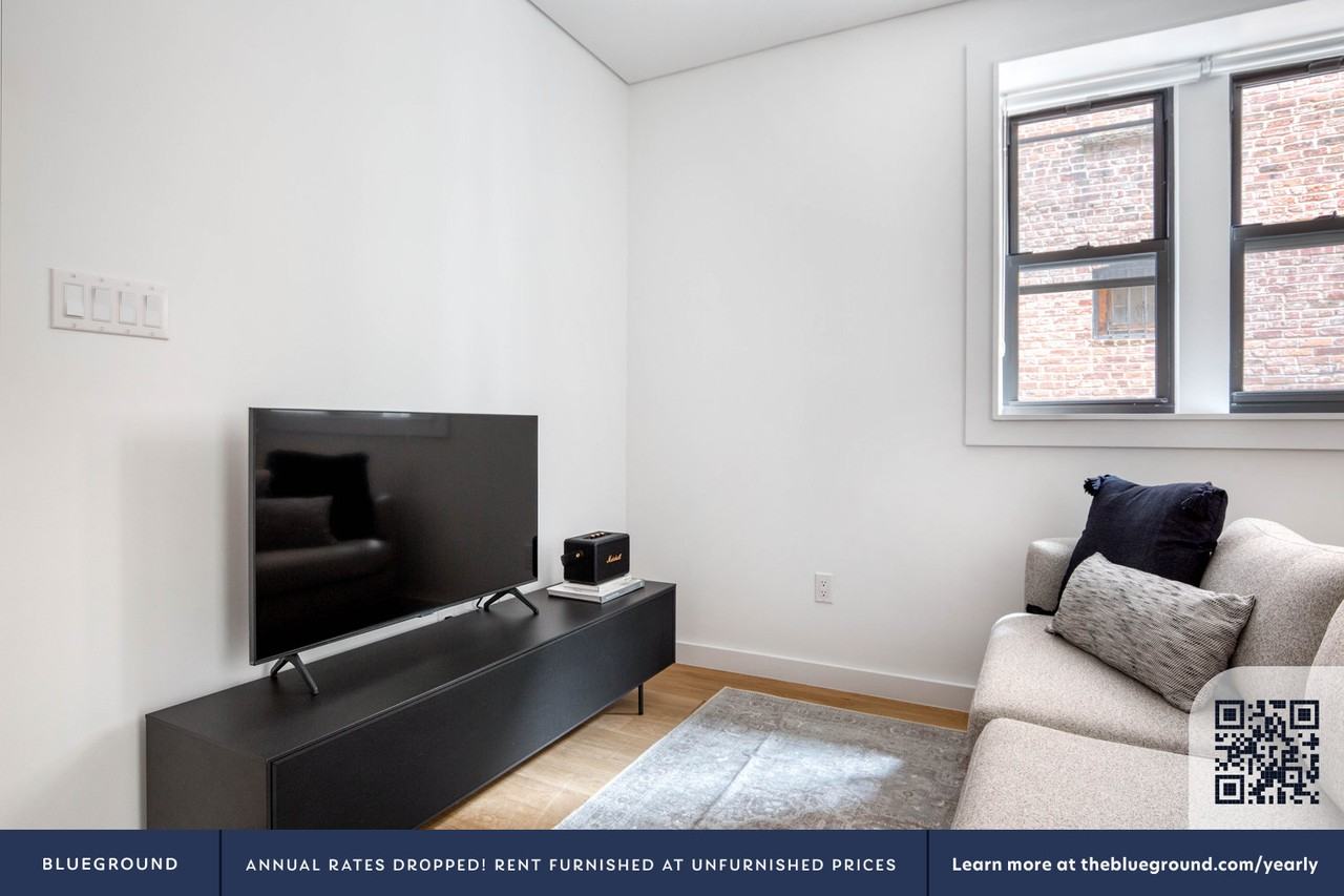 59 Thompson Street - Photo 4 of 41