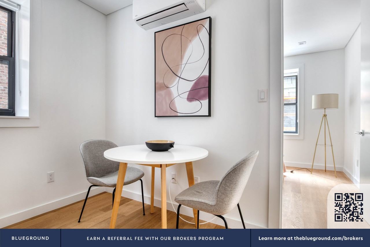 59 Thompson Street - Photo 5 of 41