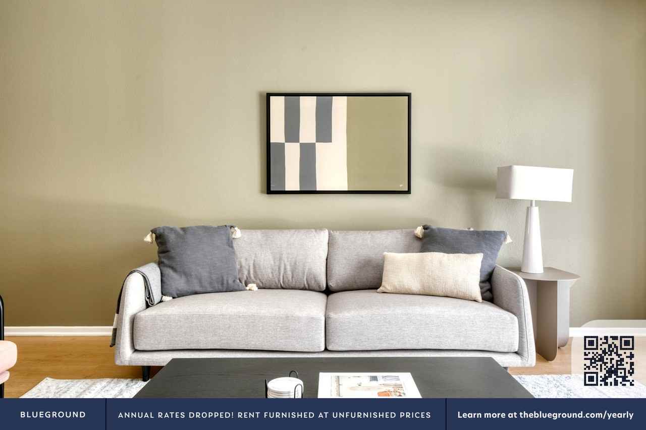 250 S San Fernando Blvd #818 - Photo 4 of 43