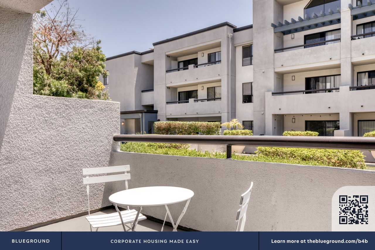 250 S San Fernando Blvd #818 - Photo 6 of 43