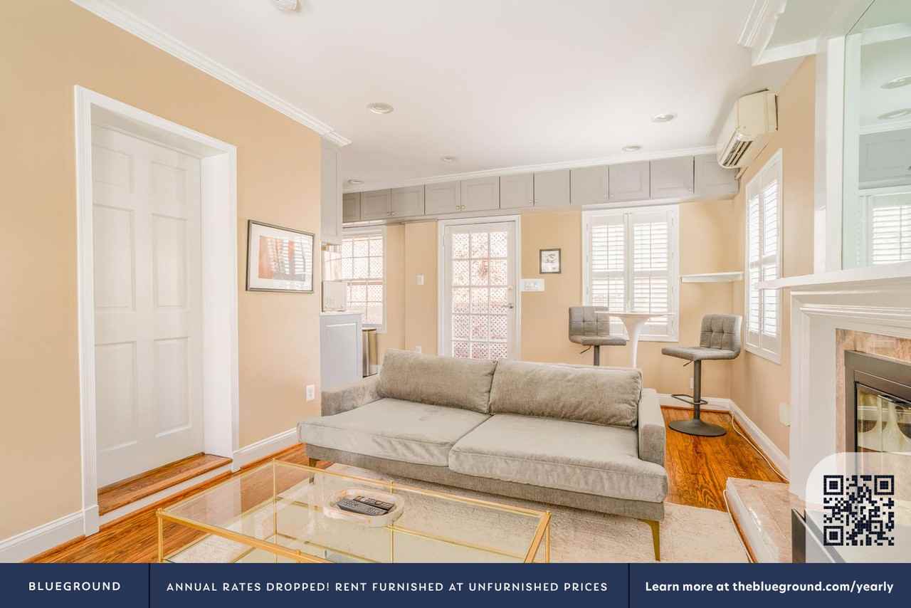 3207 Scott Pl Nw #740 - Photo 3 of 20