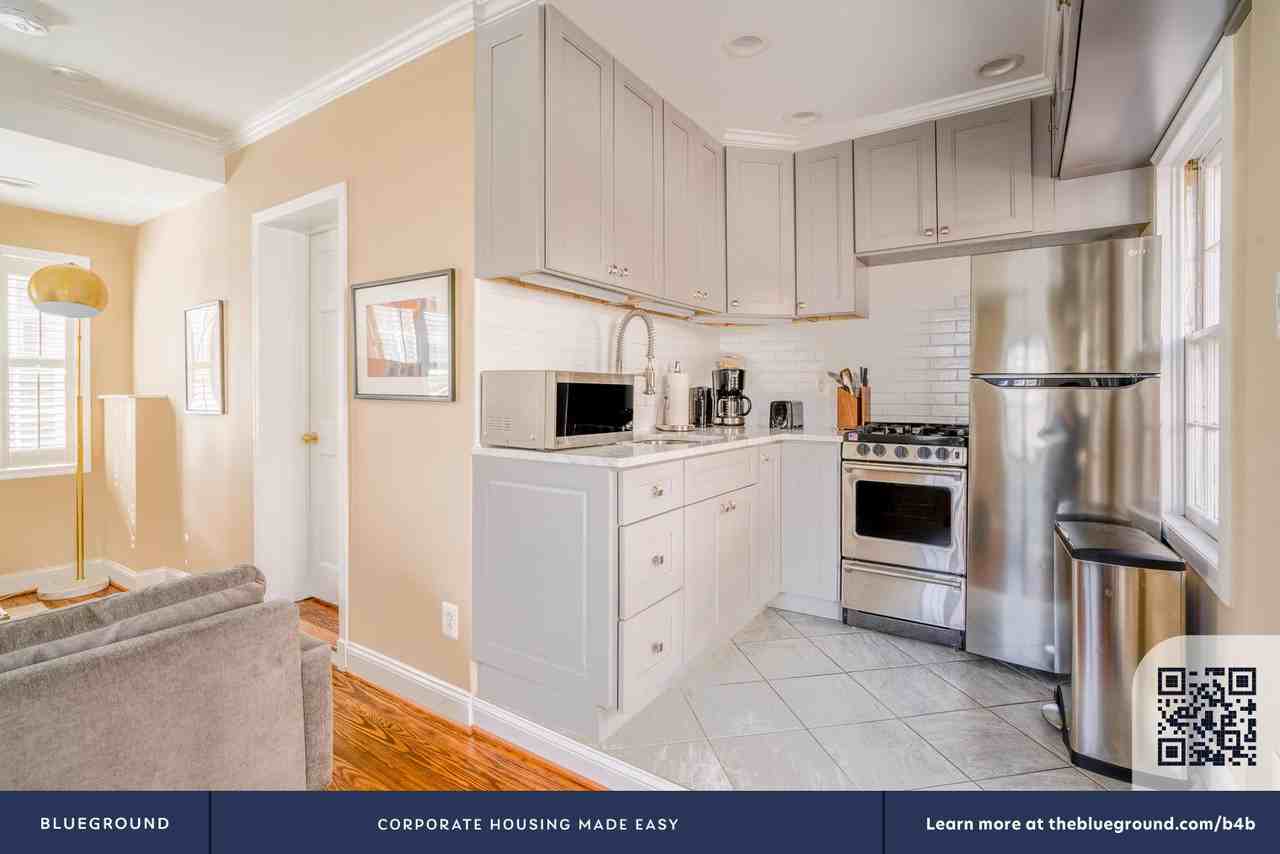 3207 Scott Pl Nw #740 - Photo 5 of 20