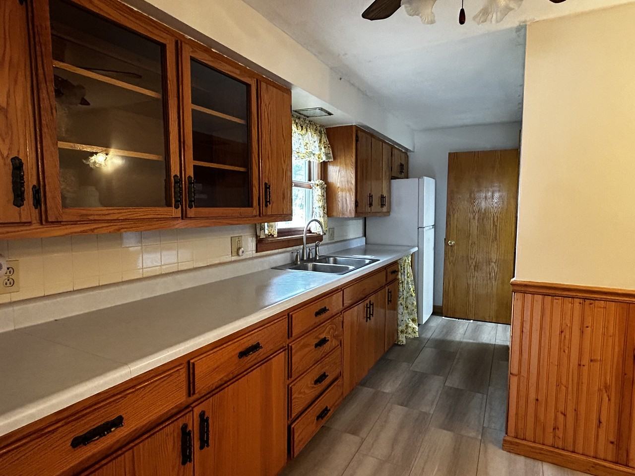 1508 Henrietta Street - Photo 3 of 19