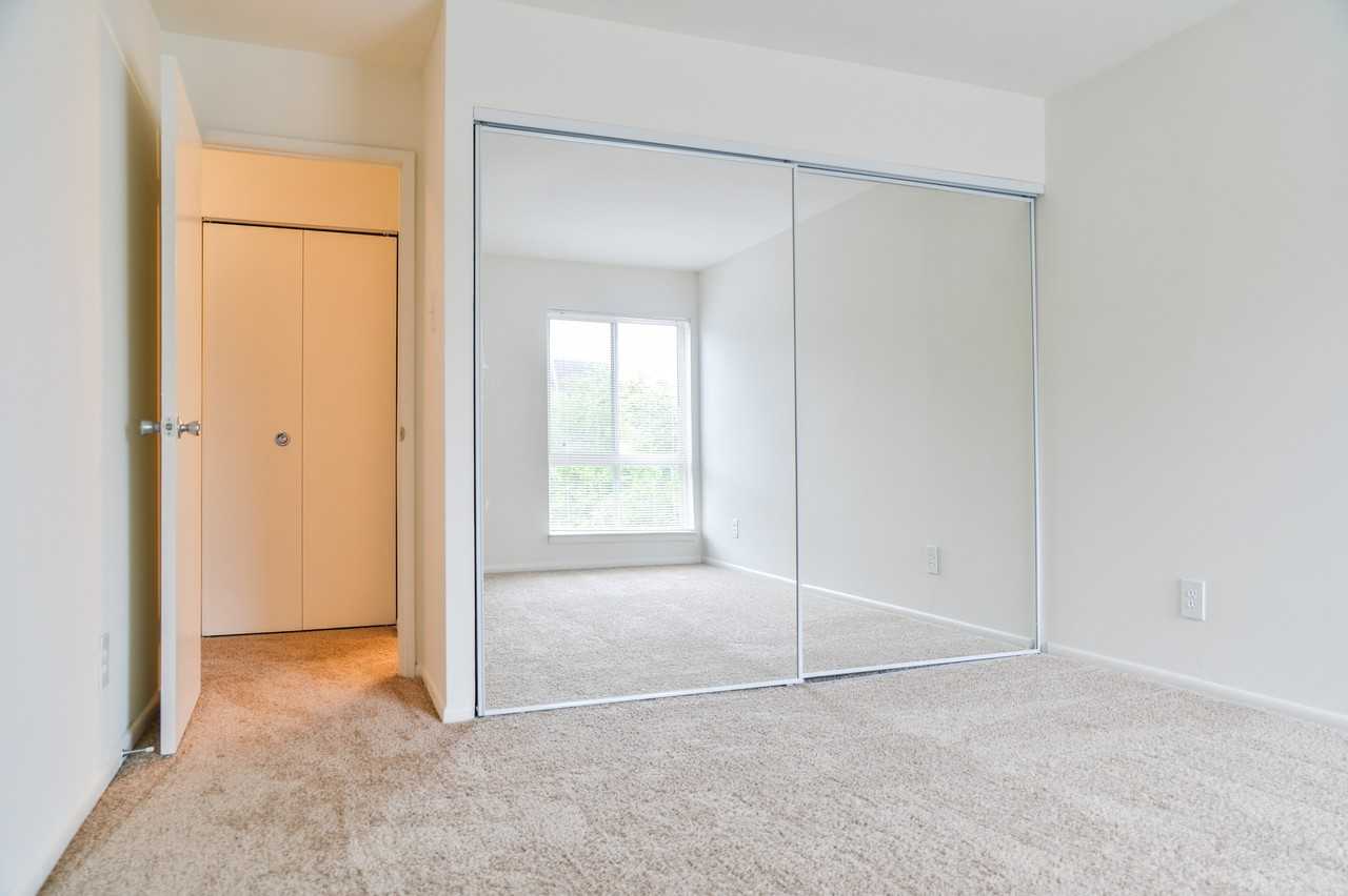 Applegate - Photo 6 of 12