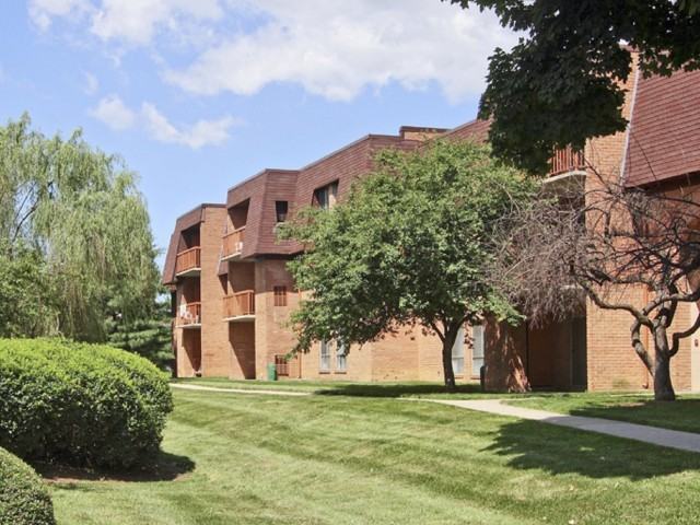 Applegate - Photo 7 of 12