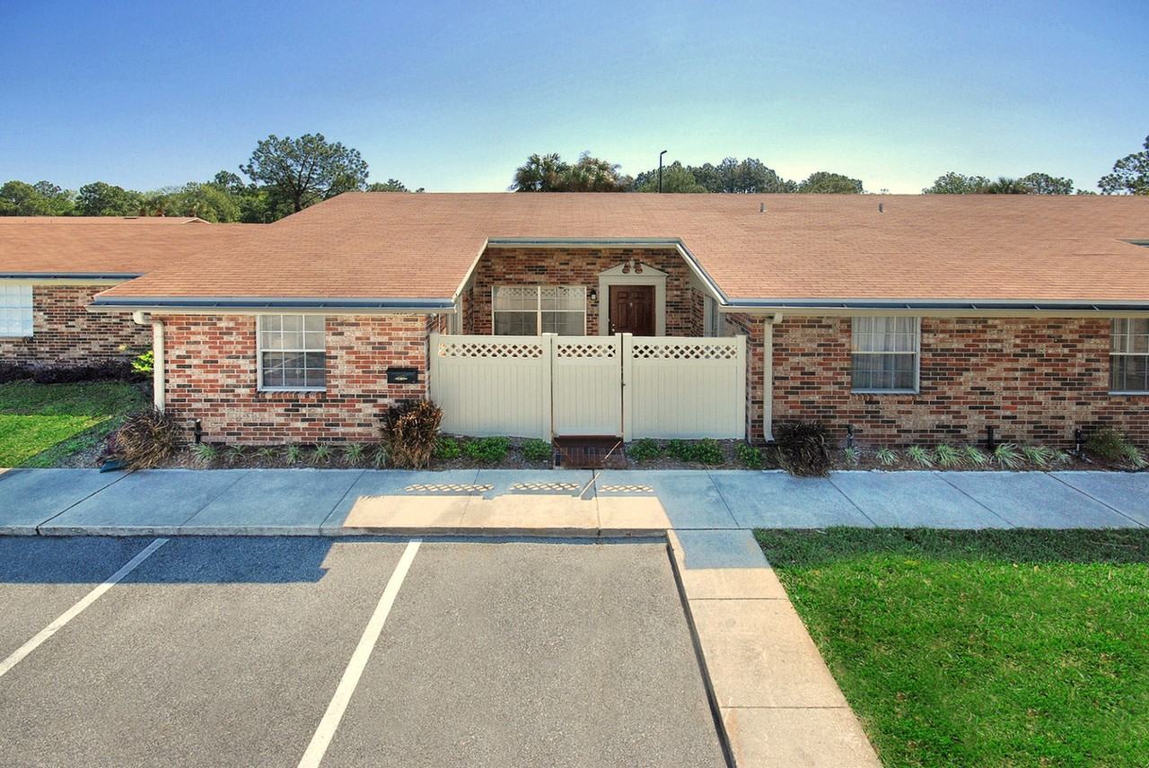 Beach Villas - Photo 2 of 24