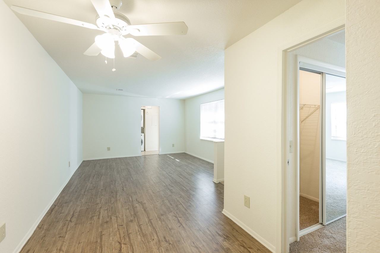 Beach Villas - Photo 6 of 24