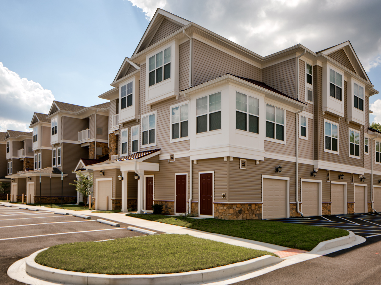 Riverside - Photo 4 of 50