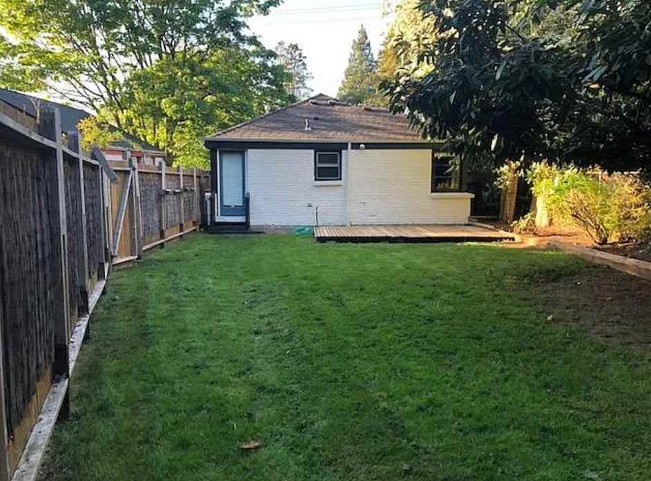 3013 Ne 95th St #NA - Photo 2 of 23