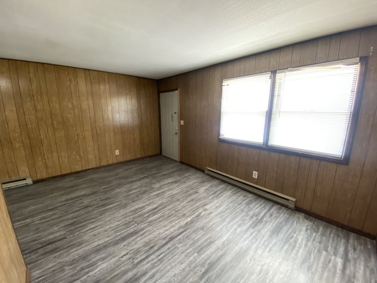 1009 W Clay St #5 - Photo 3 of 11