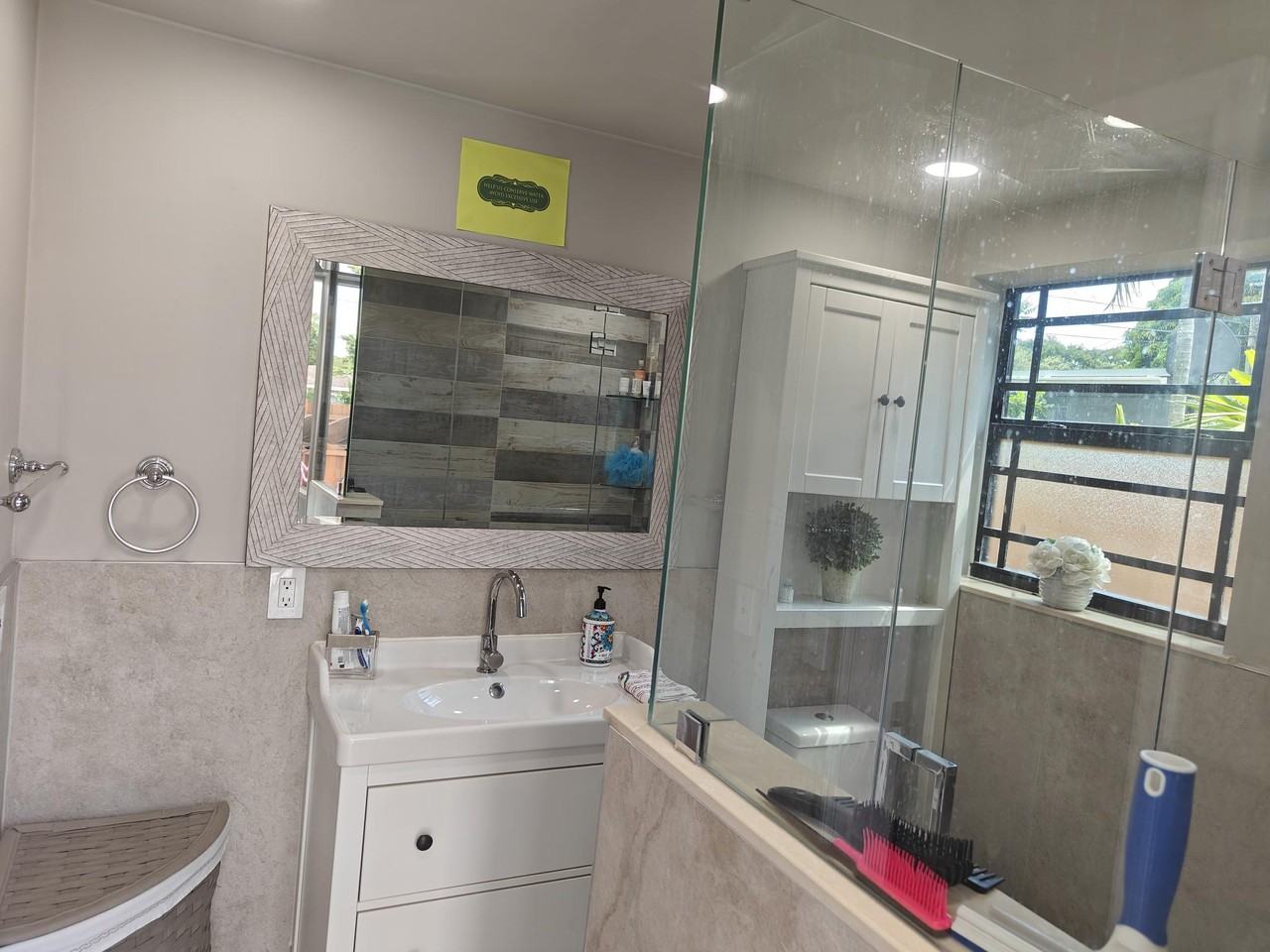 2835 Dewey St #NA - Photo 5 of 24