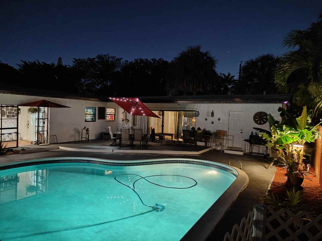 2835 Dewey St #NA - Photo 7 of 24