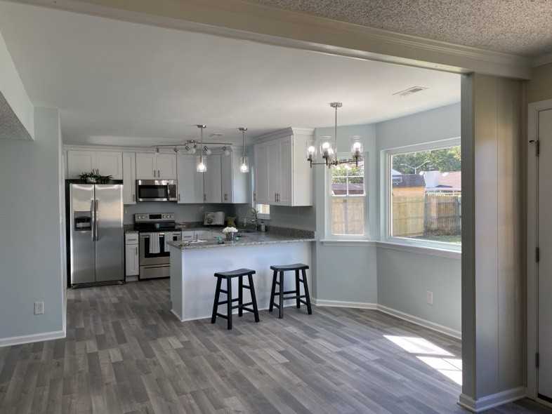 1329 Pierside Ct #NA - Photo 3 of 24