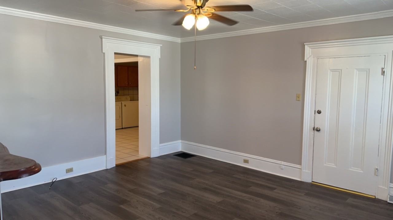 221 Howard St #1 - Photo 4 of 15