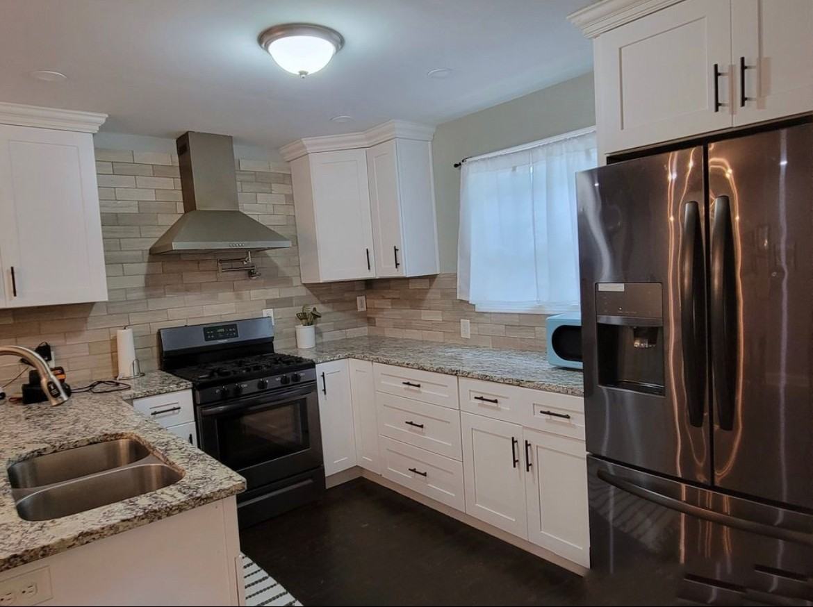 1372 Lockwood Dr Sw #NA - Photo 6 of 15