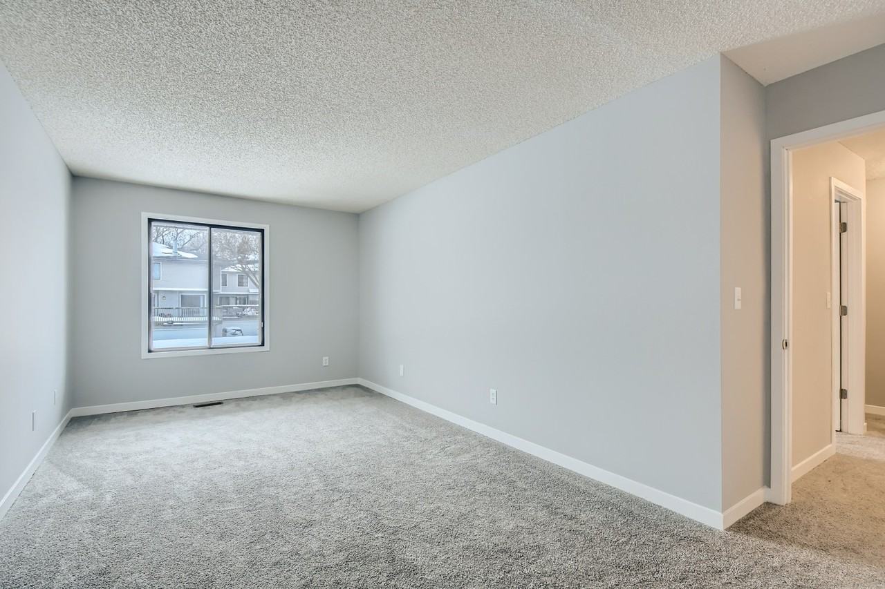 1127 Landmark Trl S - Photo 7 of 10