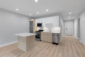 featured image of 1548-1558.5 W Juneway