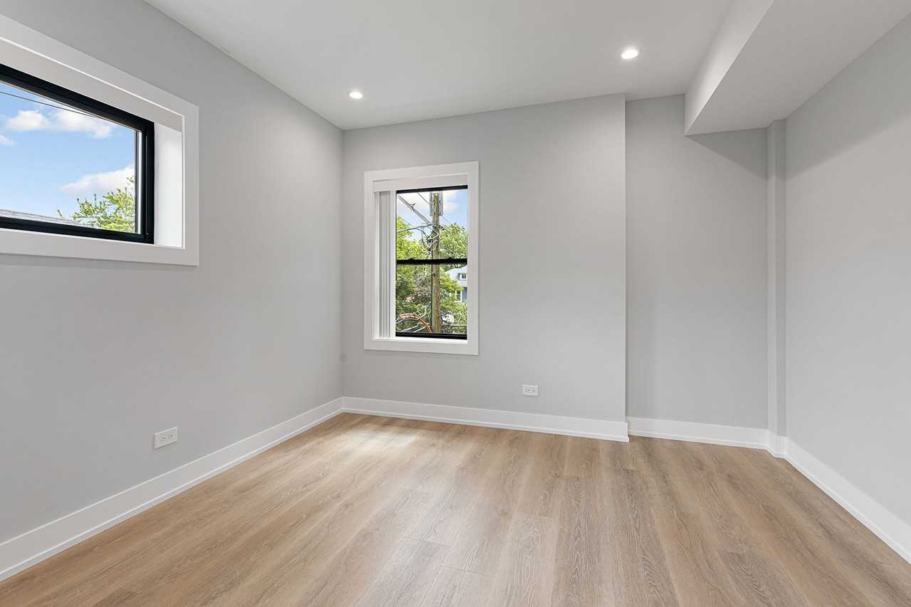 1548-1558.5 W Juneway - Photo 7 of 21