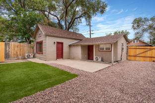 912 W 13th St - Photo 1 of 1