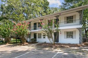 featured image of 2904 Windsor Ave