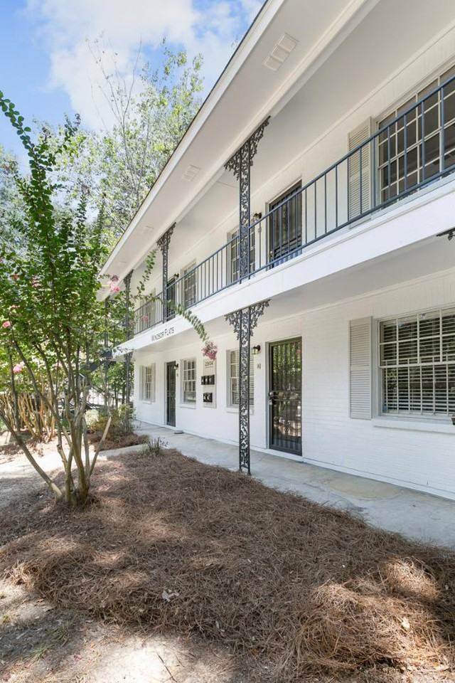 Windsor Flats - Photo 4 of 10