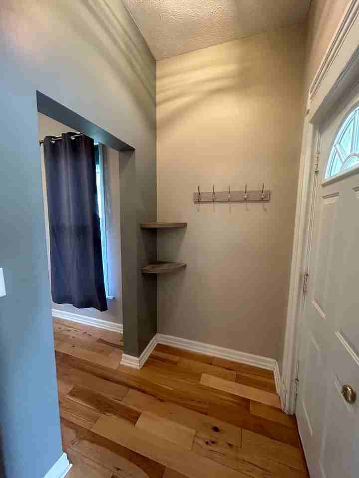 4904 Holdrege St - Photo 2 of 19
