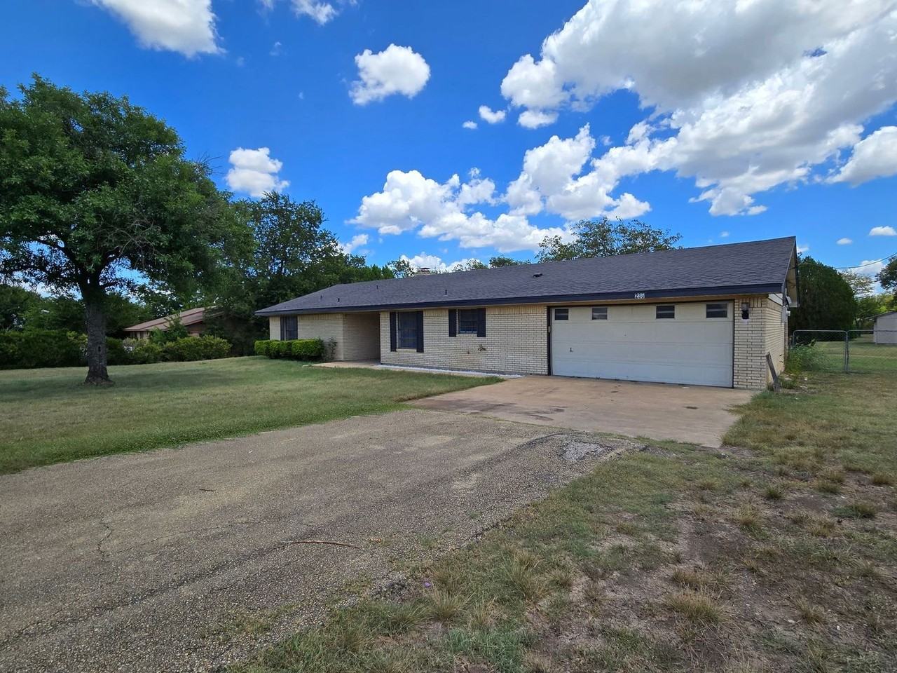 230 Mighty Oak Ln - Photo 2 of 29