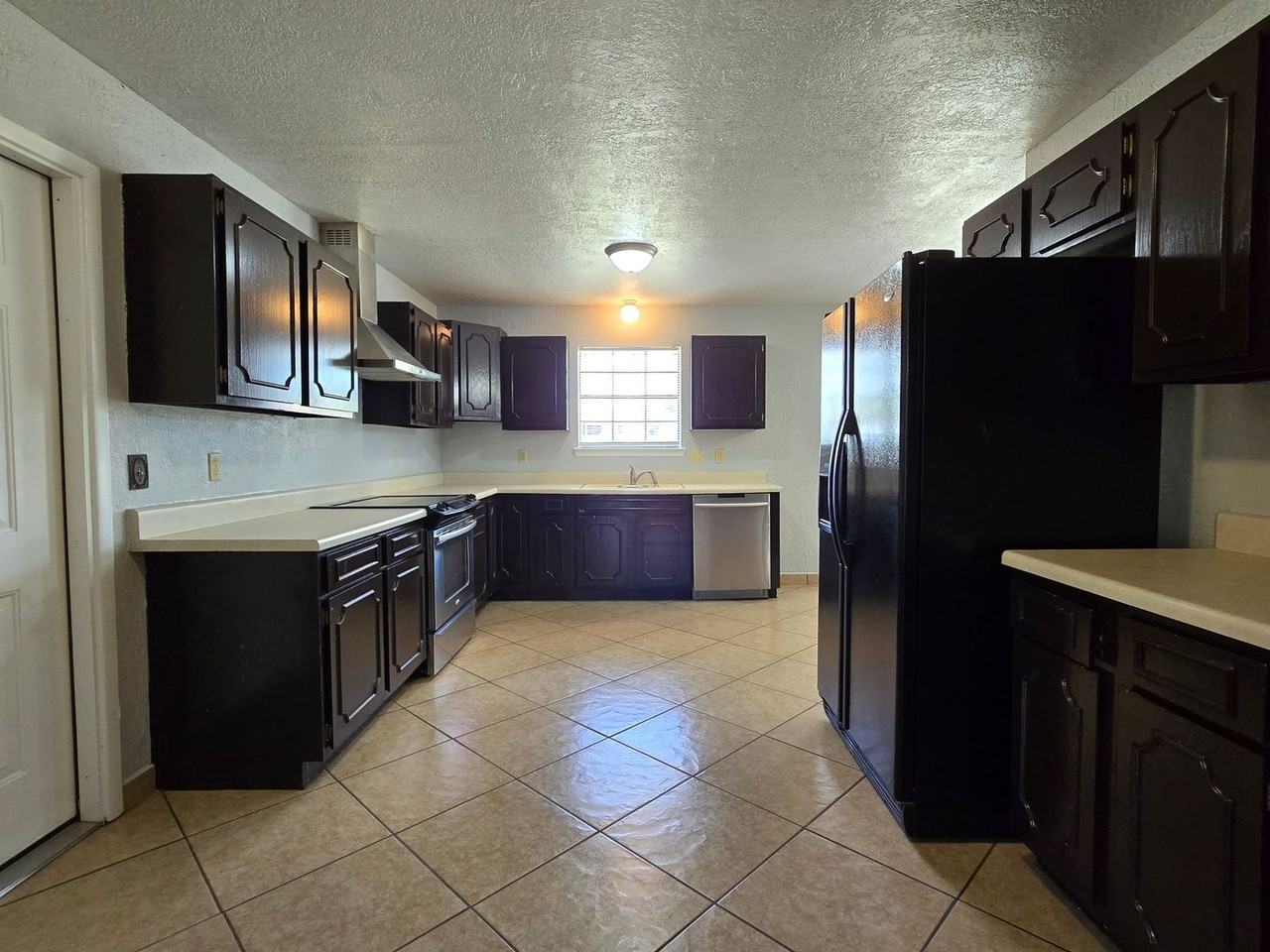 230 Mighty Oak Ln - Photo 5 of 29