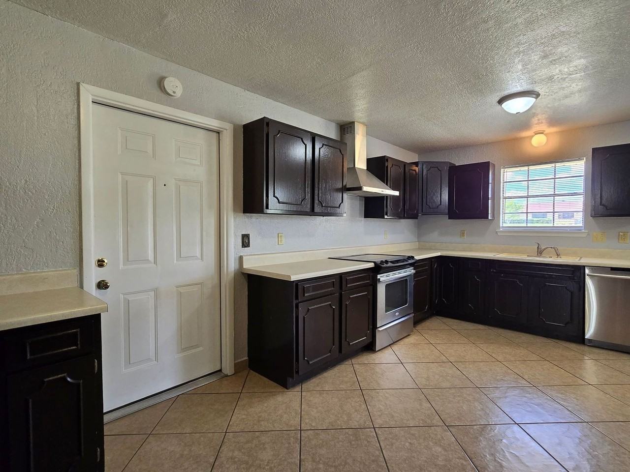 230 Mighty Oak Ln - Photo 7 of 29