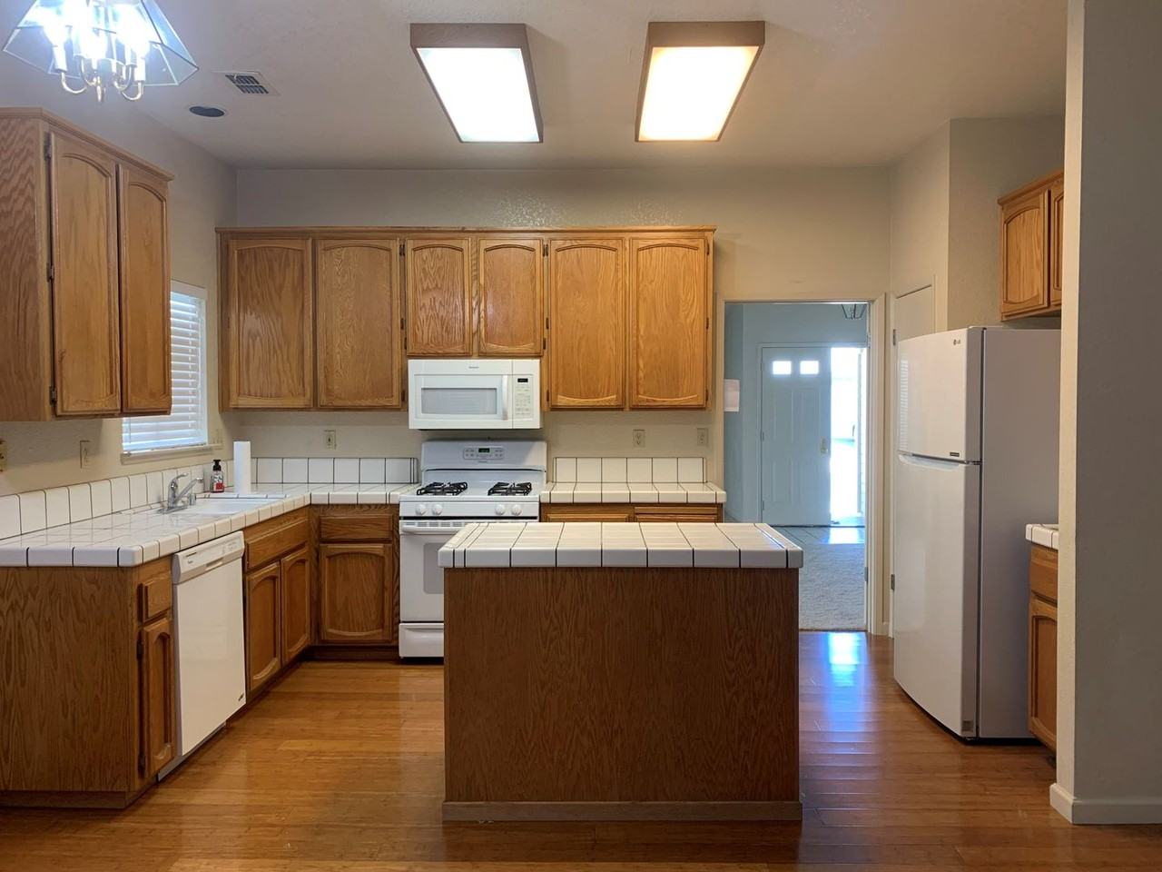 9025 Bramblewood Way - Photo 6 of 15