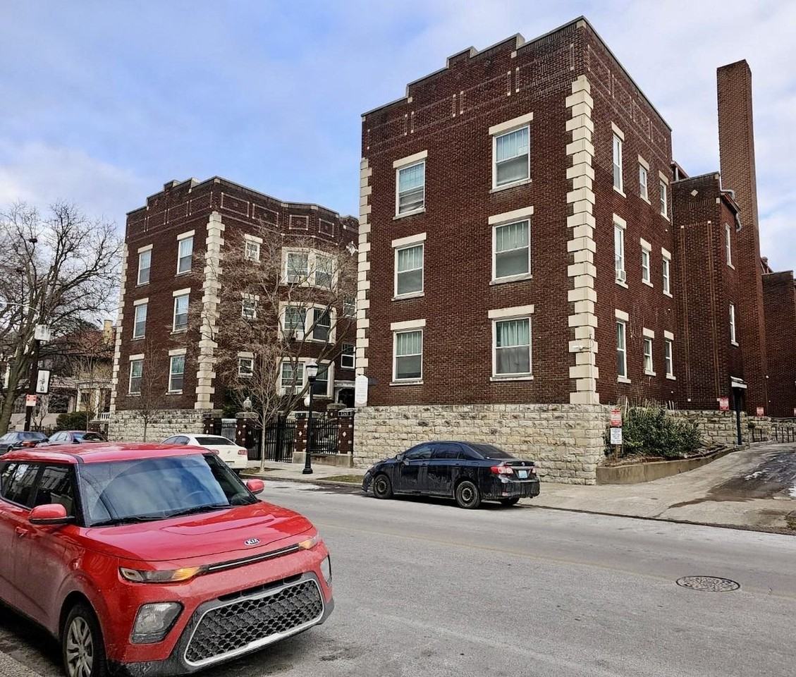 Cavalier Apartments - Photo 3 of 37