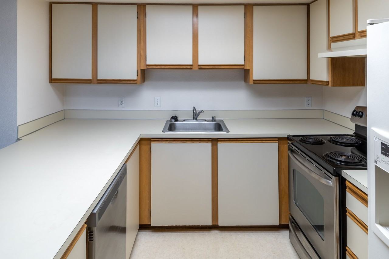 The Sandridge, LLC - Photo 5 of 50