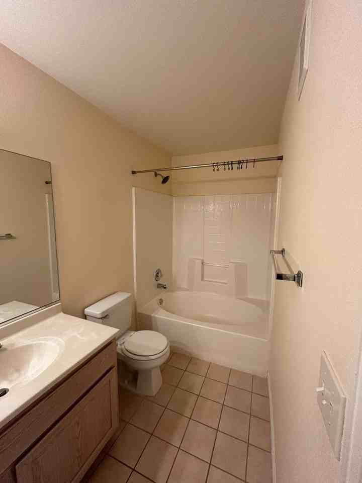 1176 Opal St - Photo 7 of 19