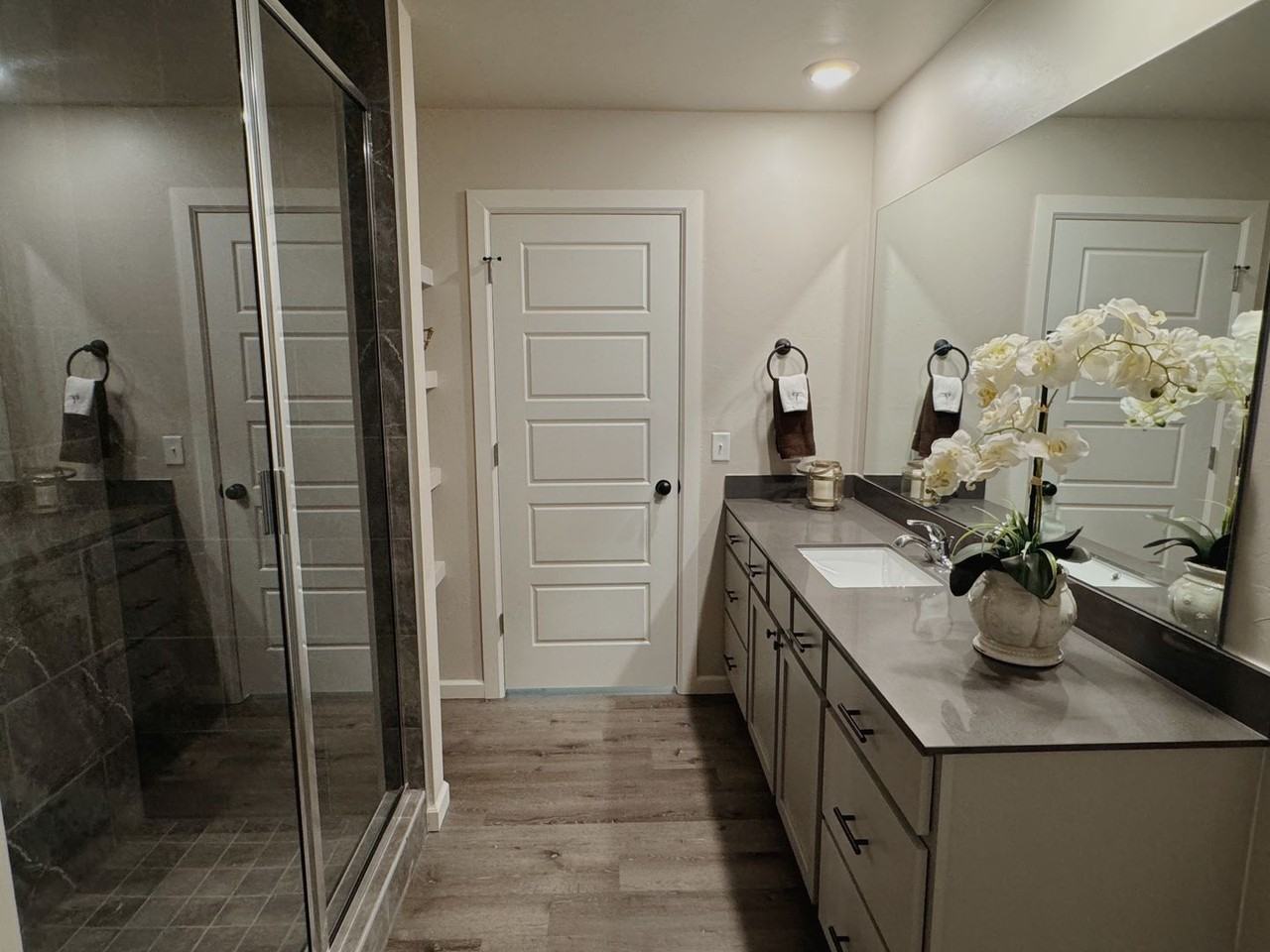 7708 Owen Ln - Photo 2 of 41