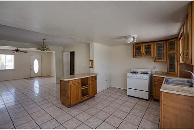 5729 Waldorf Dr - Photo 7 of 17