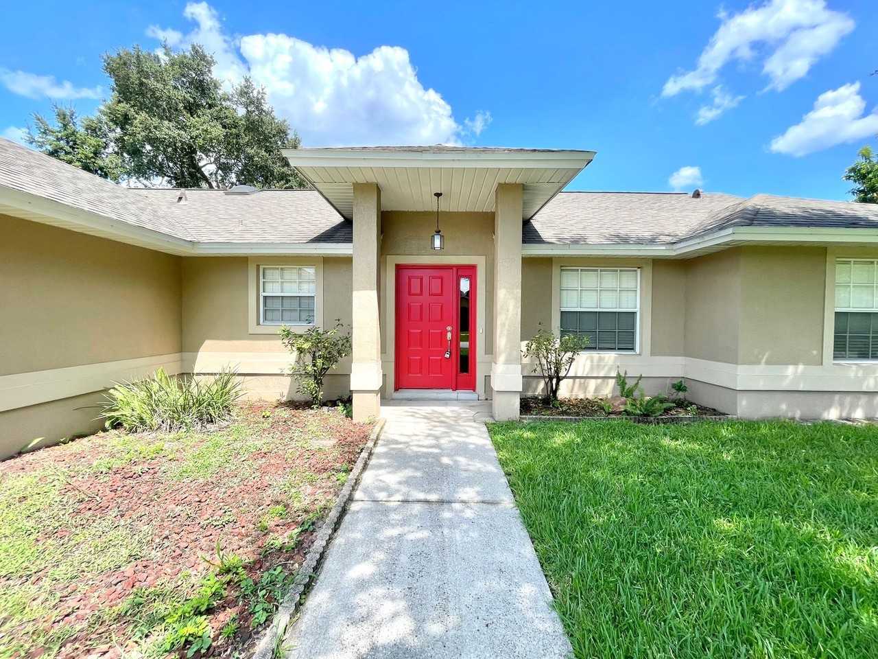 2363 Ballard Ave - Photo 2 of 48