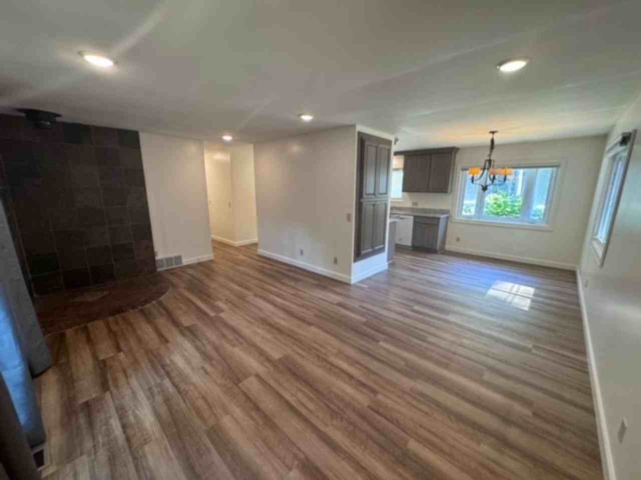 1610 Indian Woods Dr - Photo 4 of 22