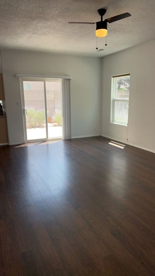 11308 Oceola Rd Se - Photo 3 of 22