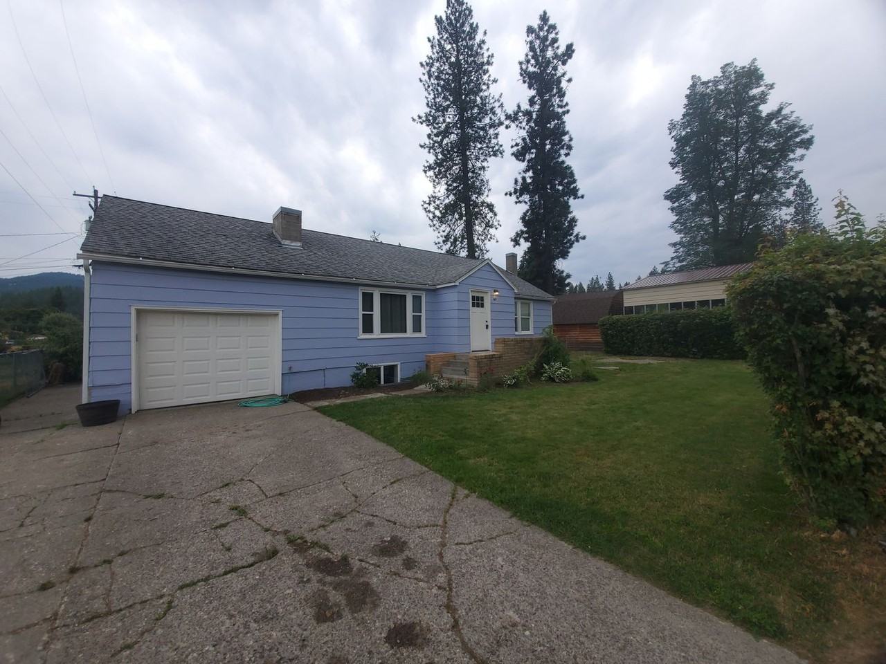 601 S 3rd St - Photo 3 of 23